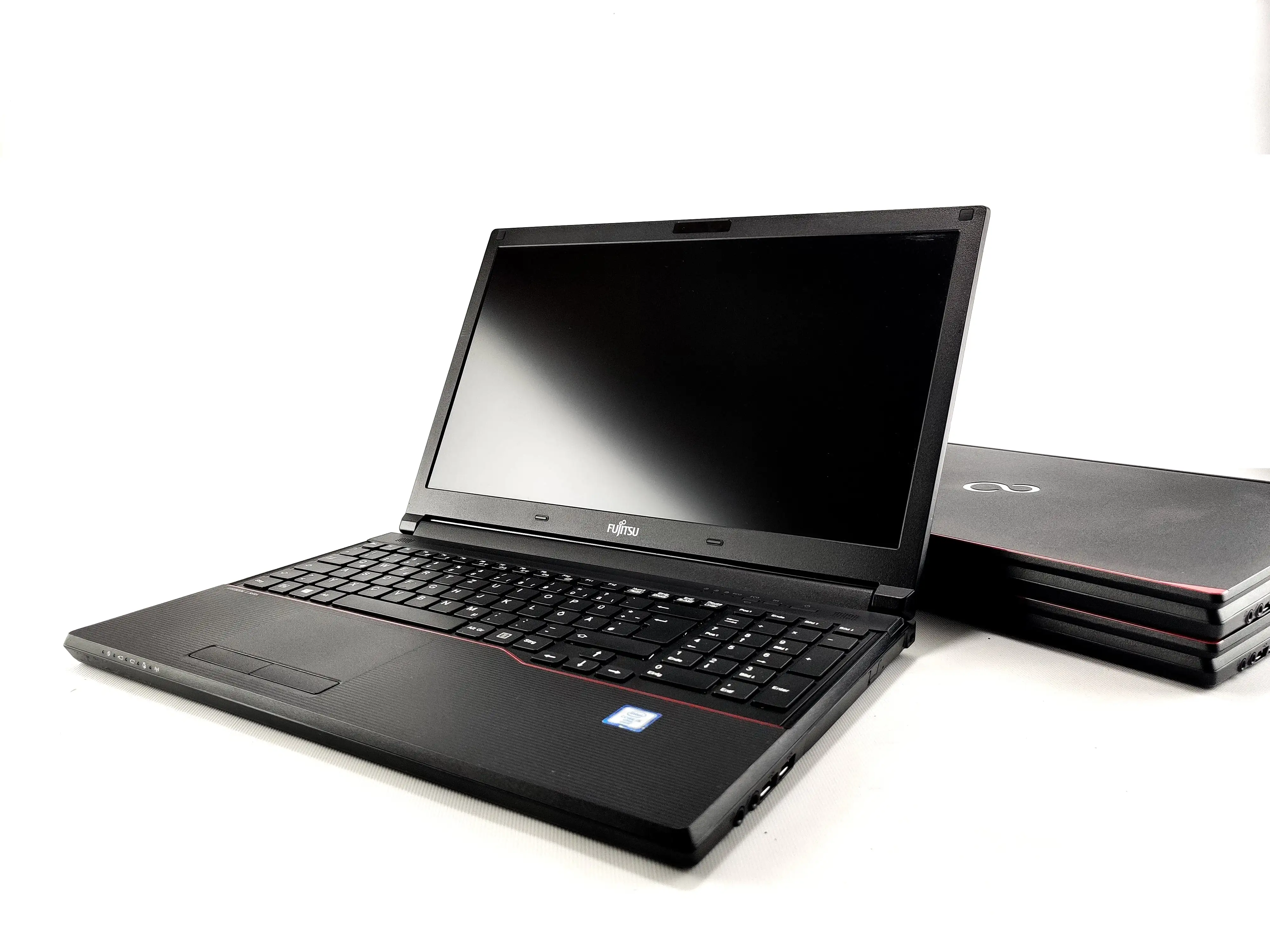 [3] [IPS] Fujitsu LifeBook E556 15.6'' / i7 6500U / 16GB RAM / 240SSD - фото 1