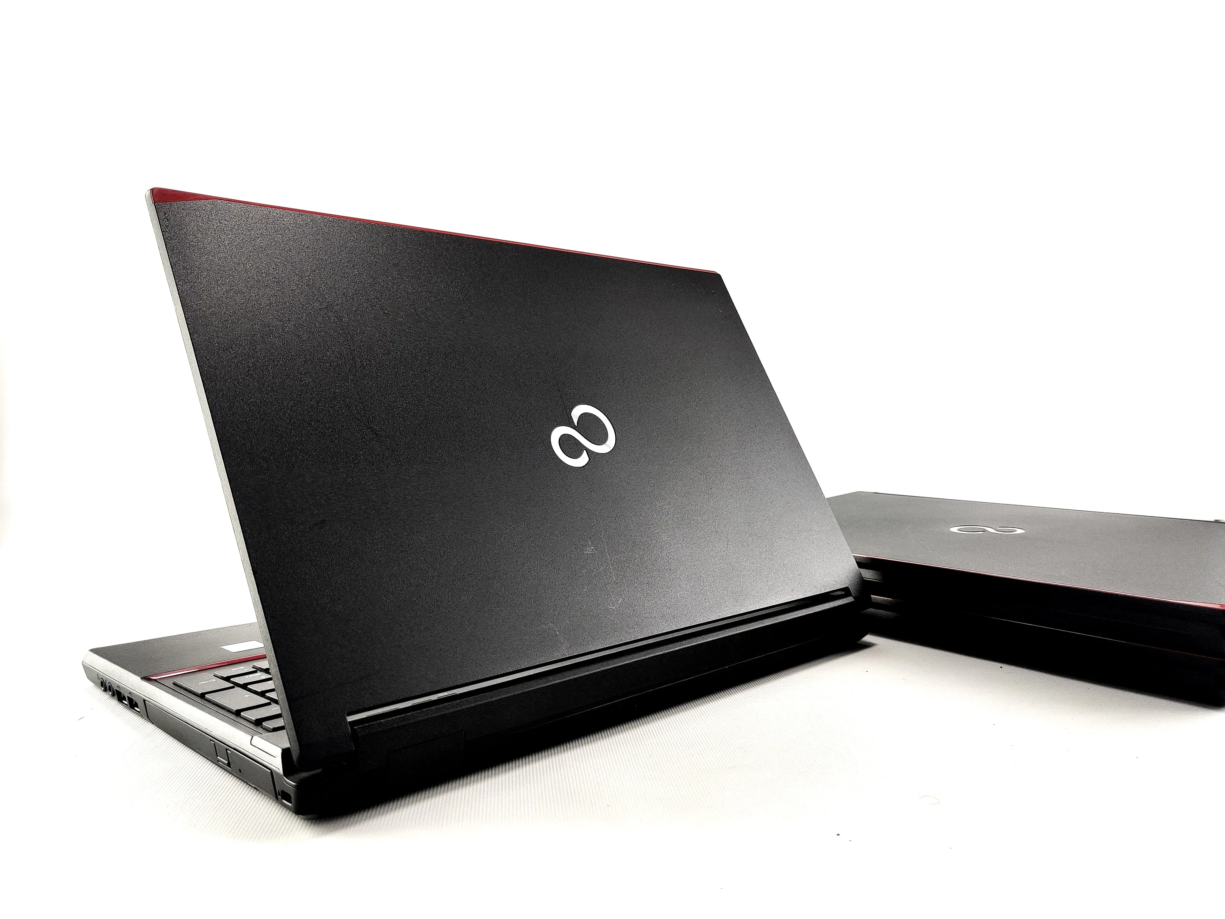 [3] [IPS] Fujitsu LifeBook E556 15.6'' / i7 6500U / 16GB RAM / 240SSD - фото 3