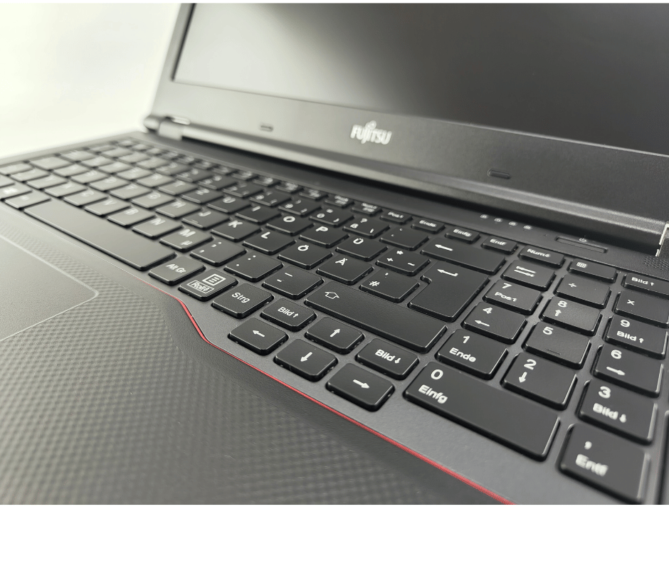 Fujitsu LifeBook E558 Core i5 7200U / 8GB RAM / 240SSD - фото 2
