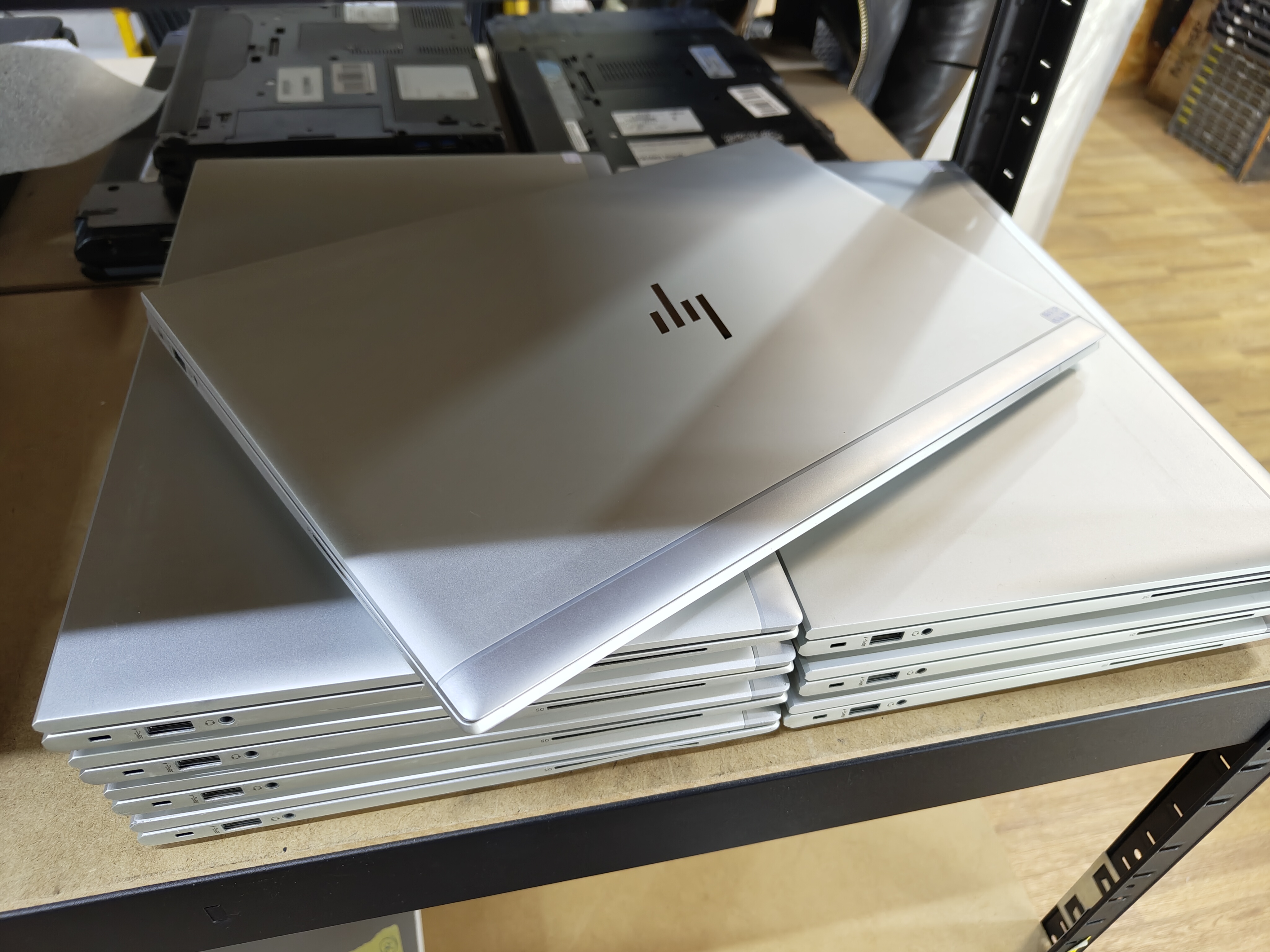 HP EliteBook 855 G8  AMD Ryzen 3 PRO 5450U / 16 GB RAM - фото 4