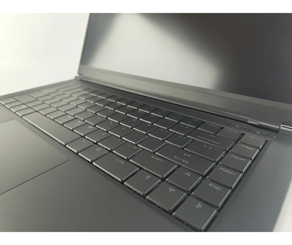 [Geforce RTX2070] Intel Whitebook QC7 144Hhz Core i7 9750H - фото 2