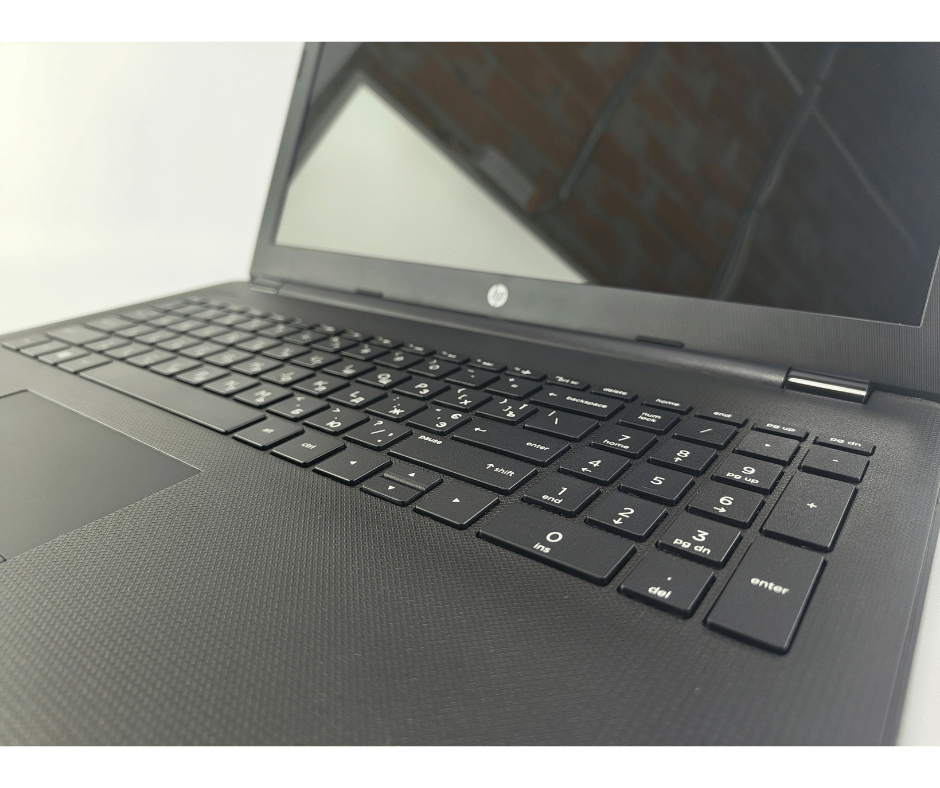 HP 15z-bw000 Core i3 7100U / 4 GB RAM - фото 2