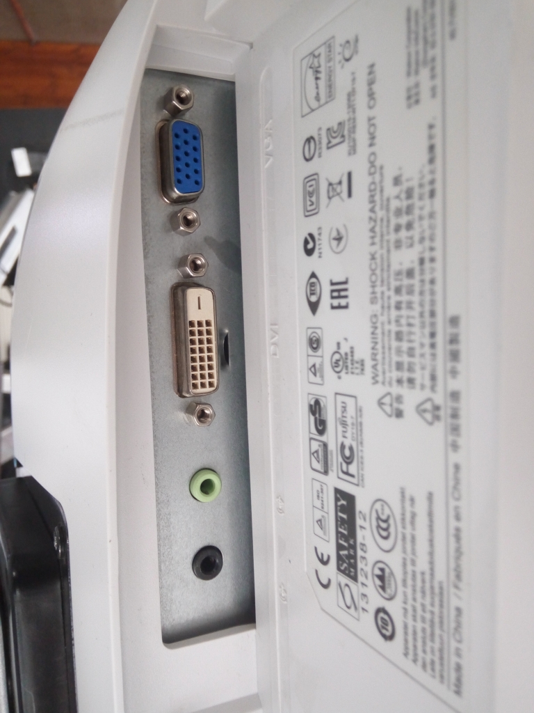 19'' Fujitsu B19-7 LED 1280 x 1024 TN 5:4 фото - EuroPC